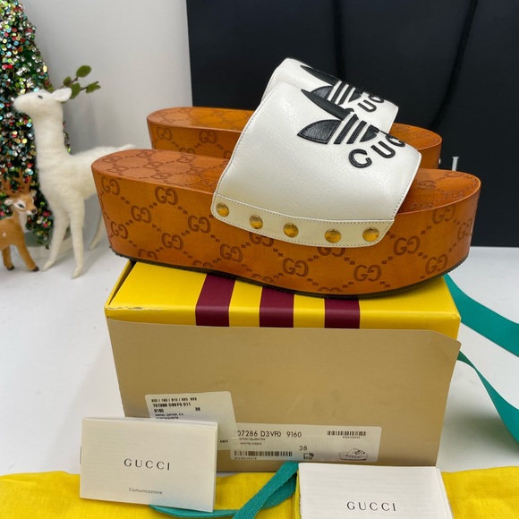 Women’s Gucci X Adidas, leather clogs size 38 made in Italy - Picture 2 of 6